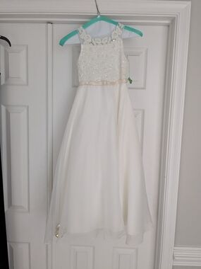 David's Bridal Ivory Lace Bodice Flower Girl Gown with Satin Sash